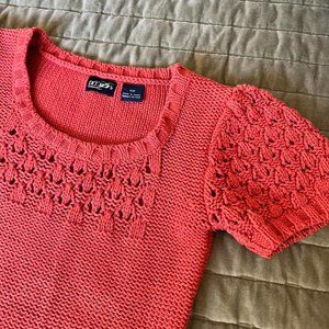 Vintage Beautiful red knit sweater